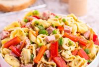 Mediterranean Tortellini Pasta Salad