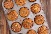 Golden Crumble Banana Muffins