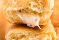 Air Fryer Garlic Cheese Bombs