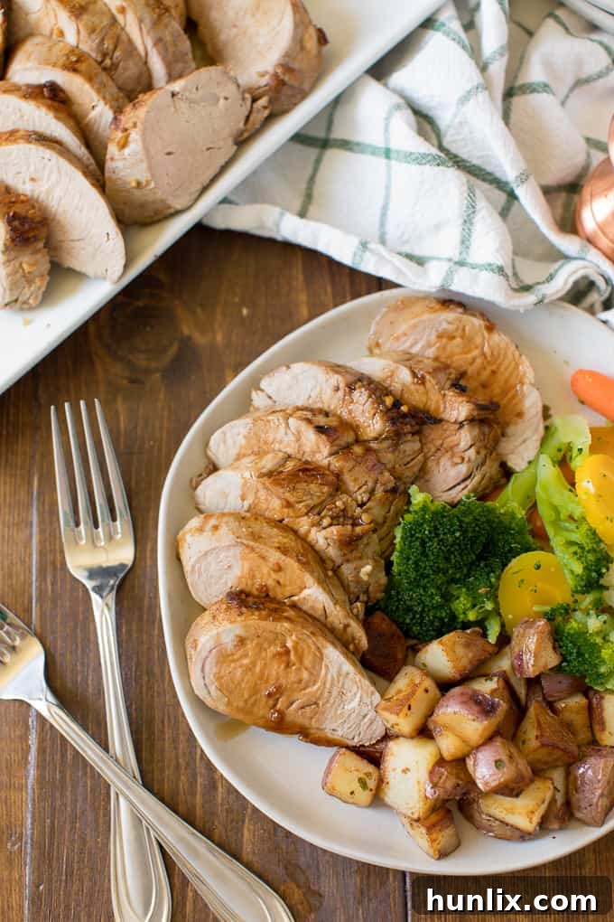 Bal Sırlı Domuz Fileto 8 Honey Glazed Pork Tenderloin - The perfect combination of spicy and sweet! It's seasoned beautifully with just 6 pantry staples.