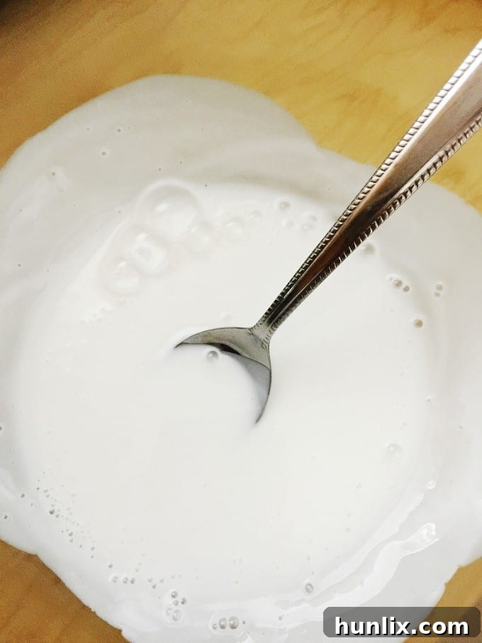 Tropical Coconut Shea Bar 4 Coconut Shea Butter Soap - Making your own soap couldn't be any easier! This Coconut Shea Butter Soap smells heavenly and feels luxurious on your skin.