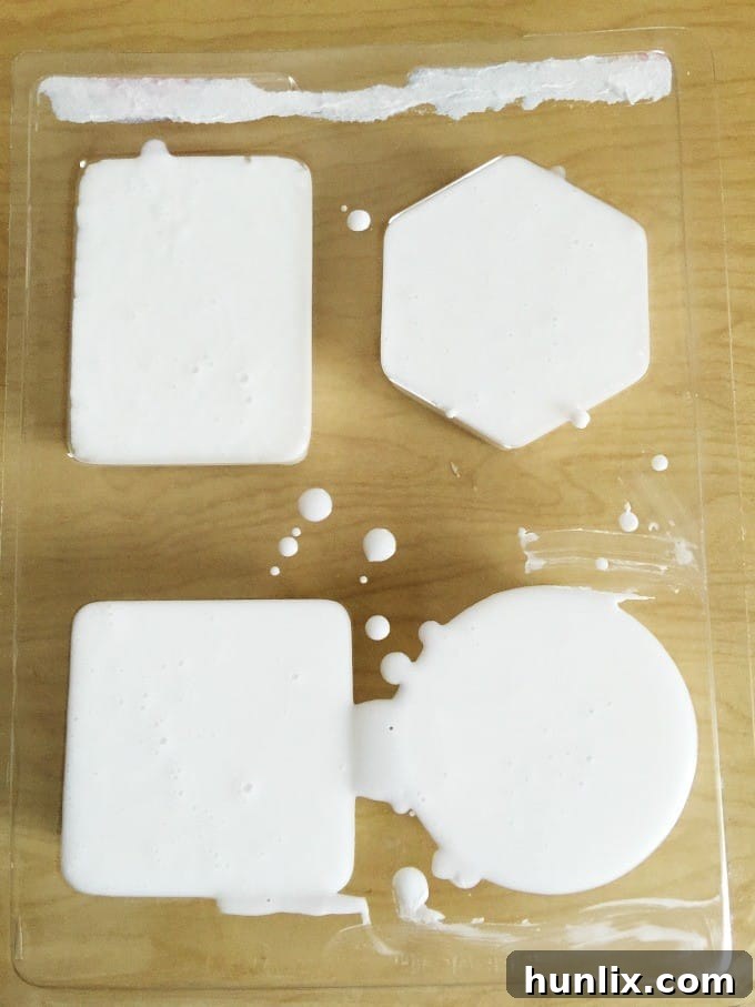 Tropical Coconut Shea Bar 5 Coconut Shea Butter Soap - Making your own soap couldn't be any easier! This Coconut Shea Butter Soap smells heavenly and feels luxurious on your skin.