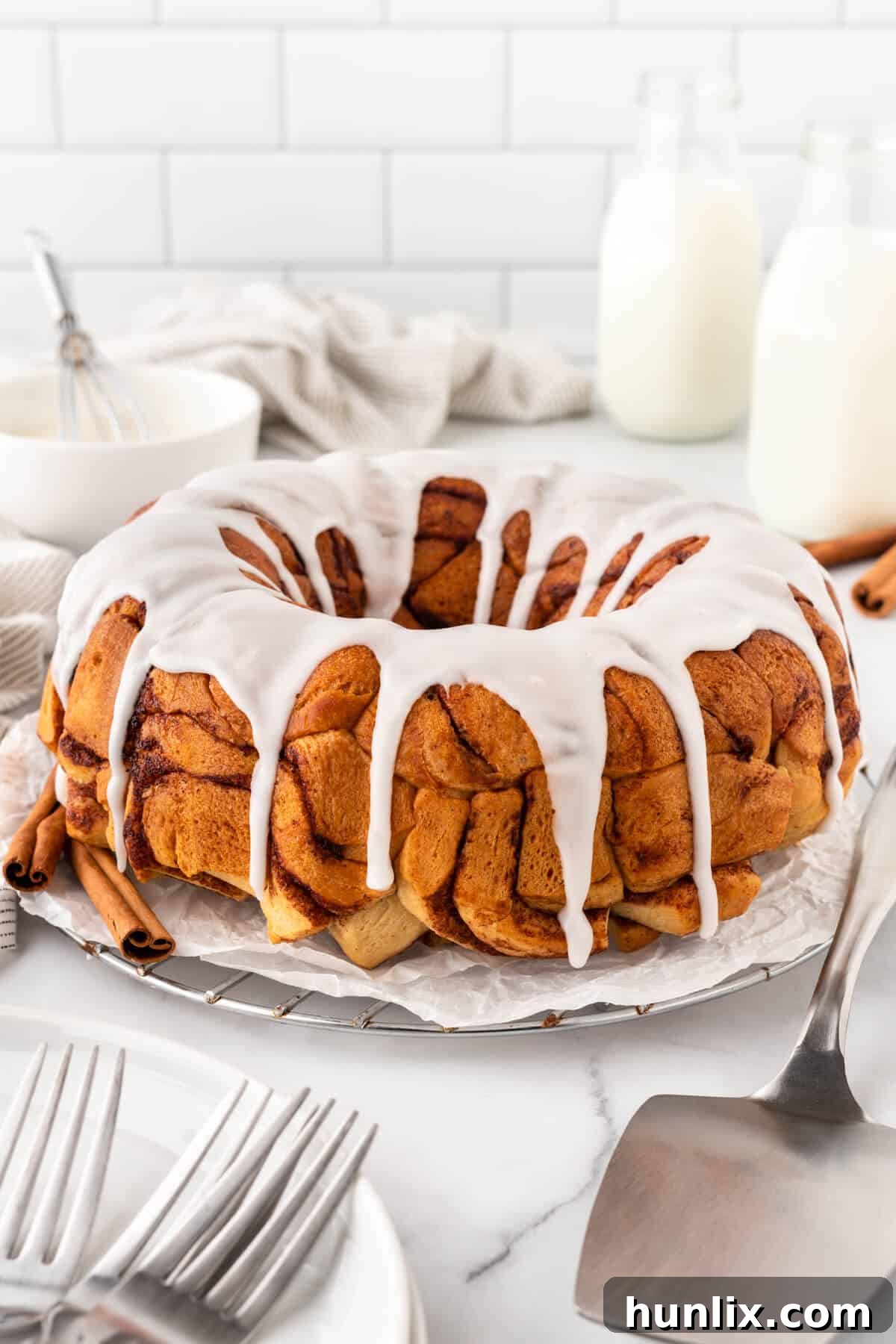 Cinnamon roll monkey bread on a platter.