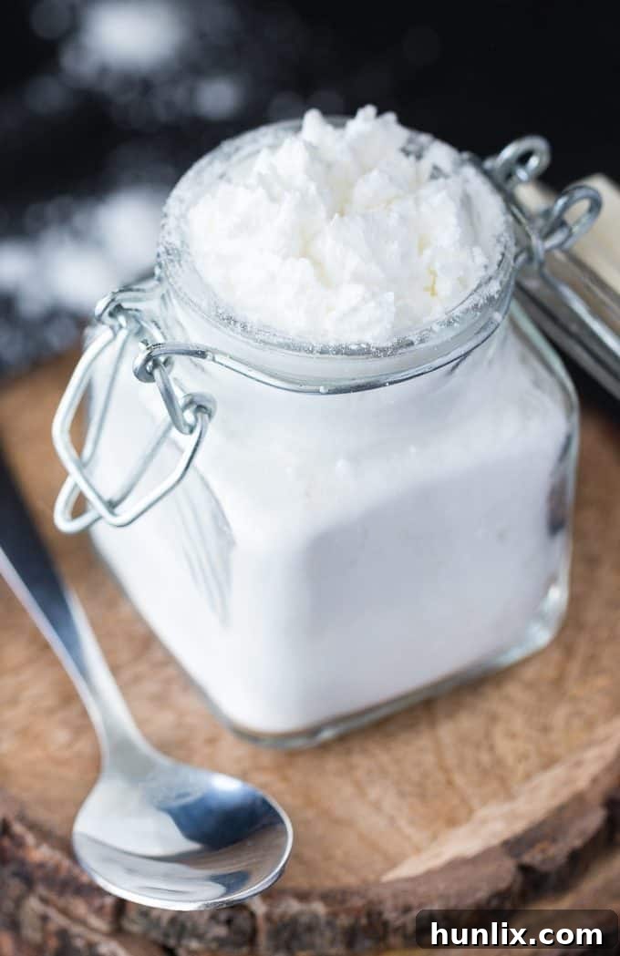 Homemade Dry Shampoo for Blondes - A simple DIY recipe that absorbs excess oil, boosts volume, and simplifies styling, perfect for concealing dark roots.