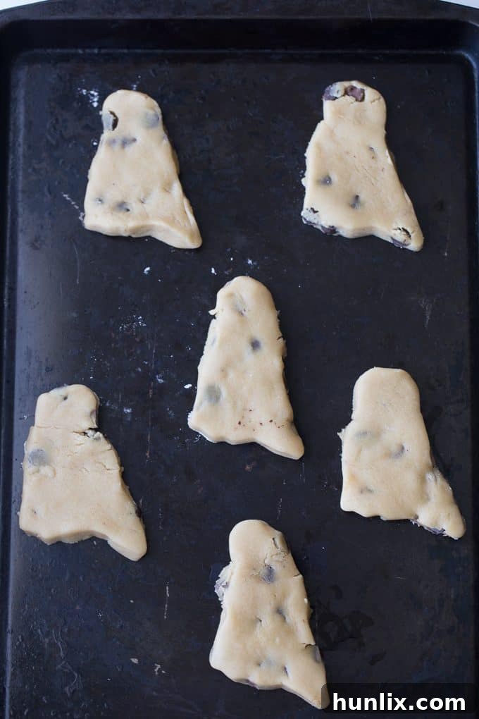 Ghost Cookie Pops 9 Ghost Cookies on a Stick - Spooky treats that are easy to make and fun to eat!