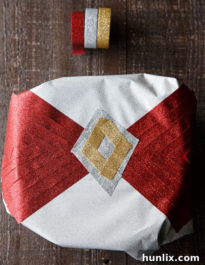 A Homemade Gift Idea - Send your friends and family a batch of yummy Snickerdoodles and decorate your gift with Scotch Brand Expressions Glitter Tape!