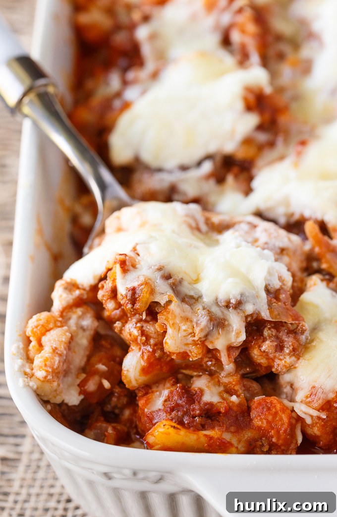 Keto Cauliflower Ziti - Enjoy all the flavours of a hearty Italian meal without the carbs! This keto casserole is meaty and cheesy.