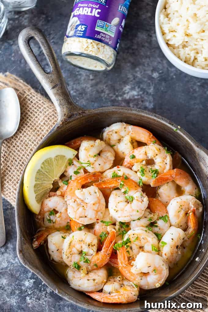 Garlic Shrimp - Delicious garlic is cooked in a flavorful garlic butter sauce.