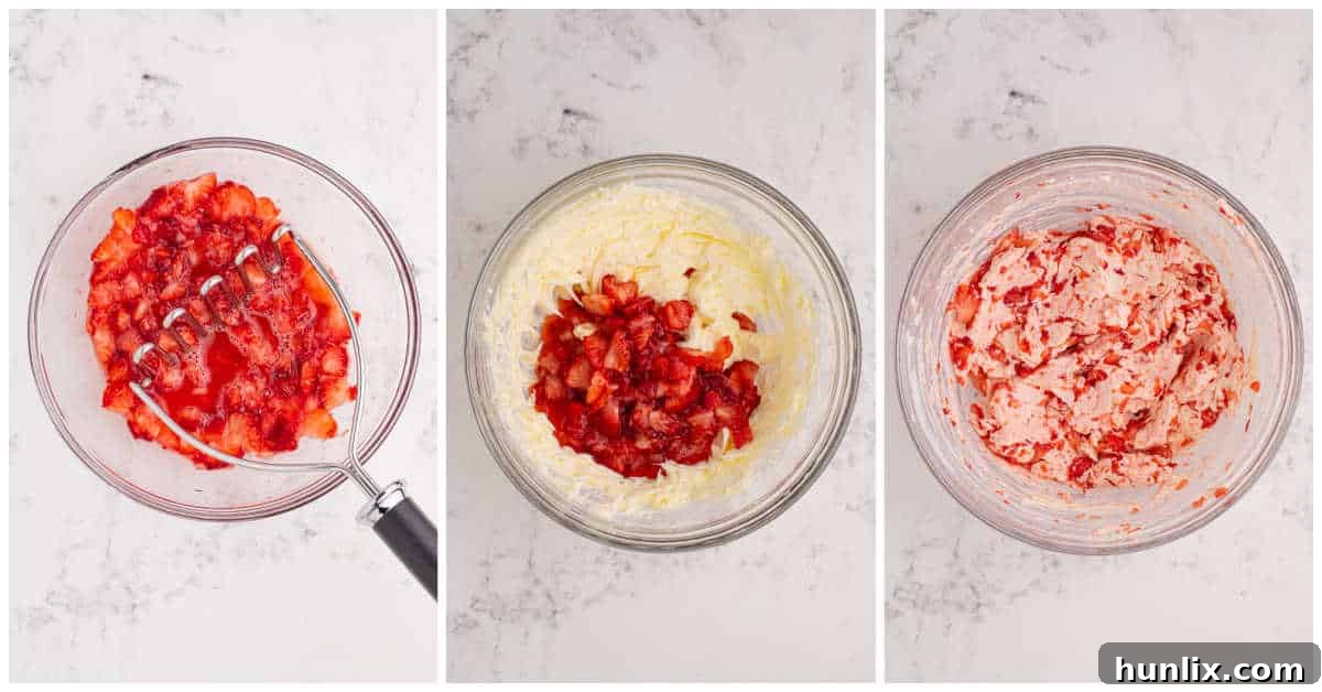 Whipped Strawberry Butter 4 Ezilmiş çileklerin bir kapta, ardından tereyağı, çilek ve balın birlikte karıştırıldığını gösteren resim.