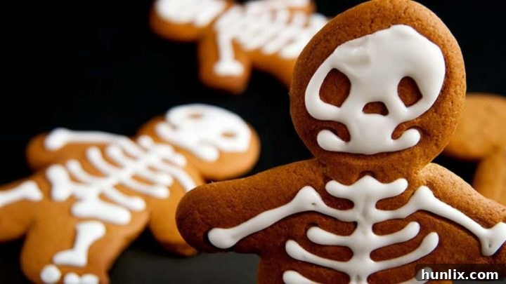 Adorable Halloween Gingerbread Skeleton Men cookies.