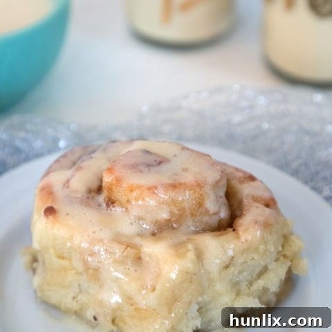Sweet Gingerbread Rolls with Eggnog Glaze