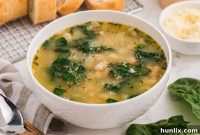 Hearty Tuscan White Bean Soup